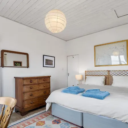 Semesterbostad Salmon Canower